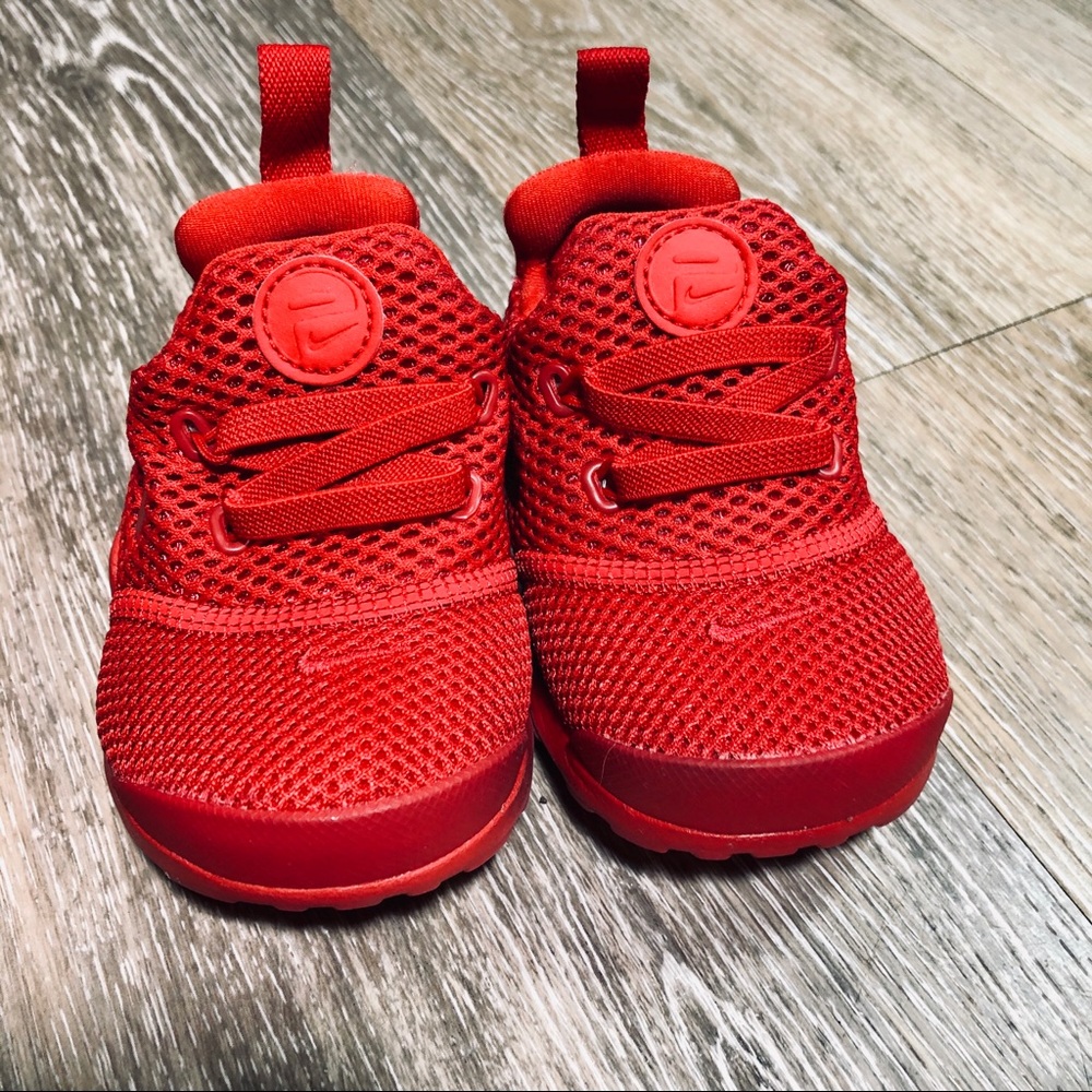 Baby Boy Red Nike Presto Fly Kicks